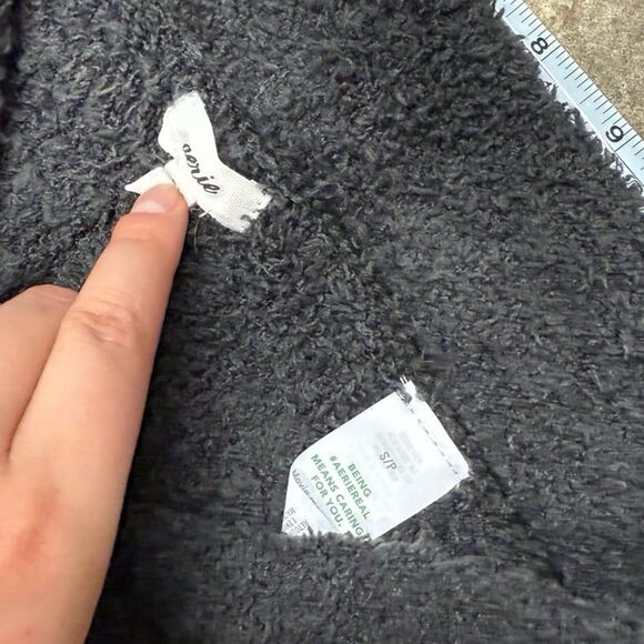 Aerie Marshamallow dark gray fuzzy lounge pants - Picture 4 of 5